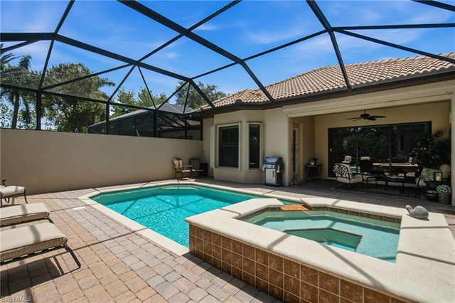 7381 Moorgate Point WAY, Naples, FL 34113