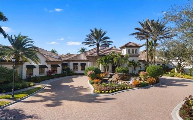 7381 Moorgate Point WAY, Naples, FL 34113