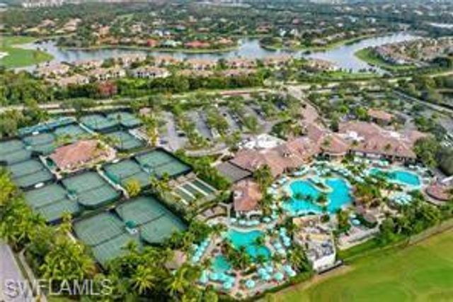 7381 Moorgate Point WAY, Naples, FL 34113