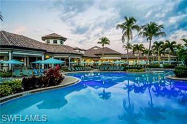 7381 Moorgate Point WAY, Naples, FL 34113