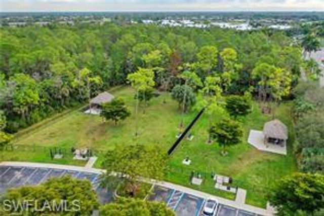 7381 Moorgate Point WAY, Naples, FL 34113