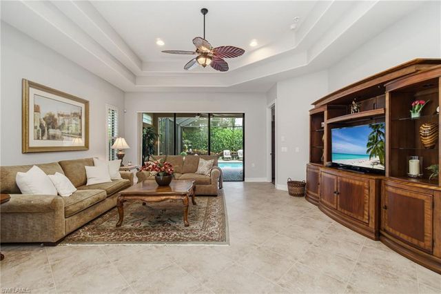 7381 Moorgate Point WAY, Naples, FL 34113