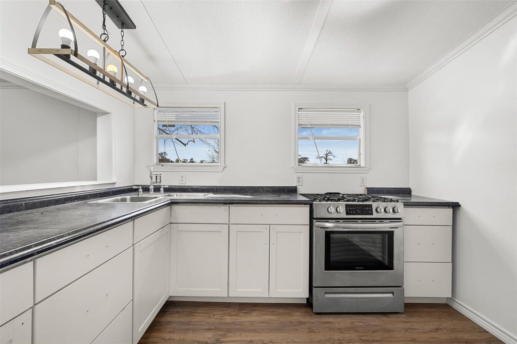 1919 County Road 344 LOOP, Milano, TX 76556