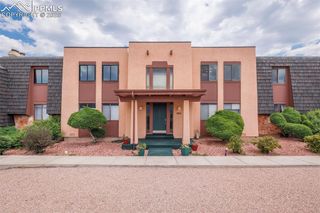 2905 Mesa Road D, Colorado Springs, CO 80904