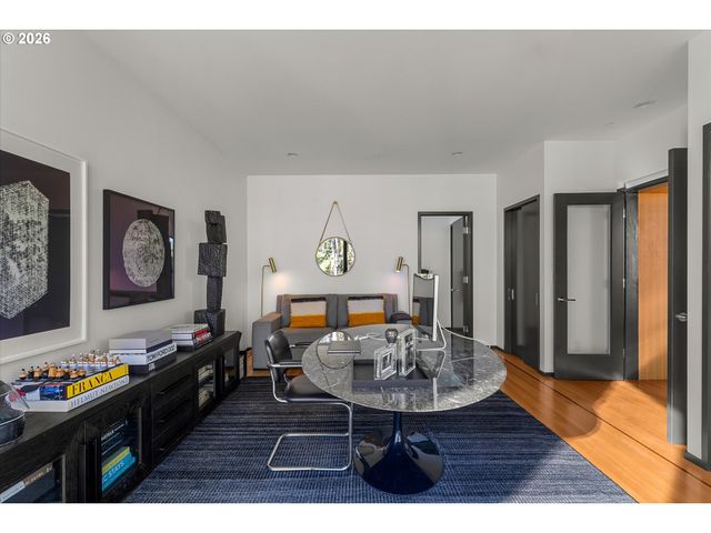 432 Nw ROYAL Blvd, Portland, OR 97210