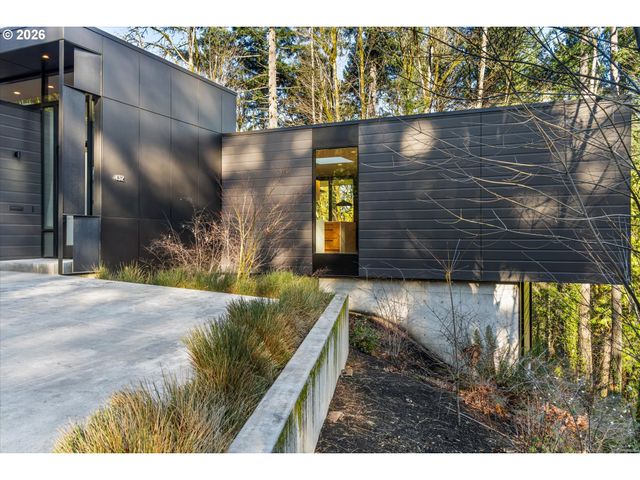 432 Nw ROYAL Blvd, Portland, OR 97210