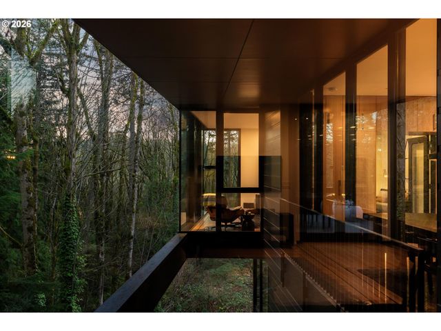 432 Nw ROYAL Blvd, Portland, OR 97210