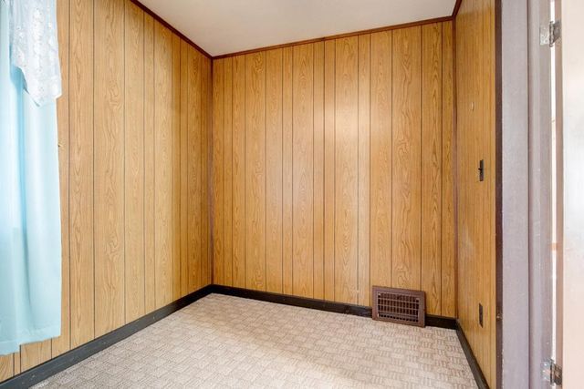 1166 DAGGETT STREET, Marinette, WI 54143