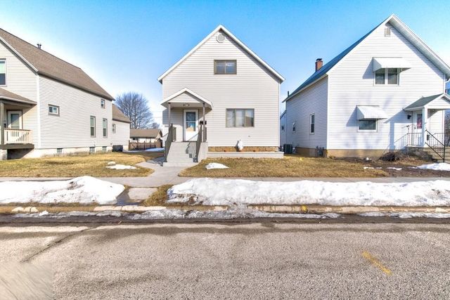 1166 DAGGETT STREET, Marinette, WI 54143