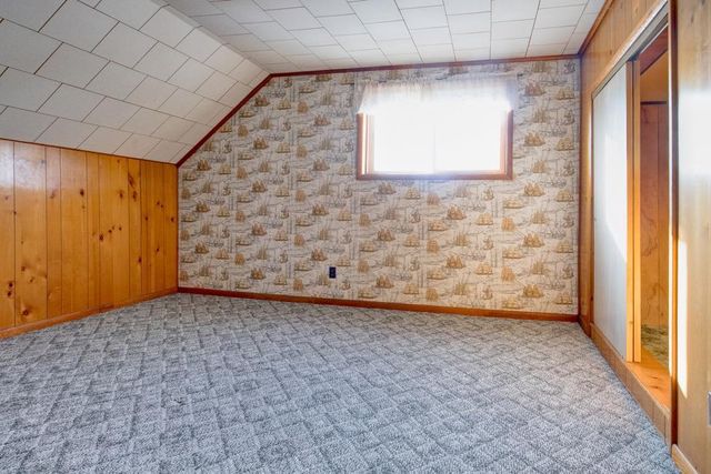 1166 DAGGETT STREET, Marinette, WI 54143