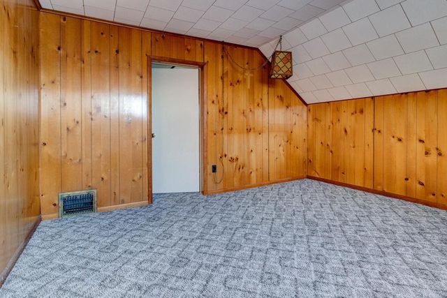 1166 DAGGETT STREET, Marinette, WI 54143