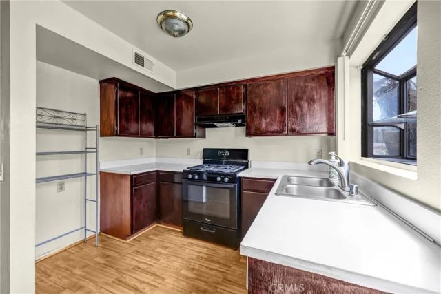 1836 N Allen, Pasadena, CA 91104