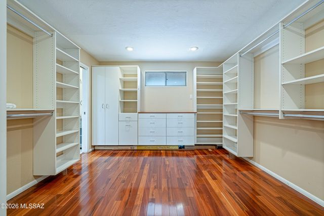 3524 E Calle Alarcon, Tucson, AZ 85716