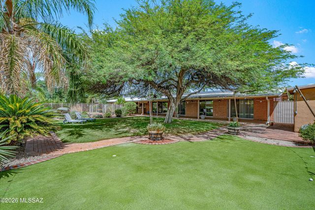 3524 E Calle Alarcon, Tucson, AZ 85716
