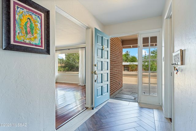 3524 E Calle Alarcon, Tucson, AZ 85716