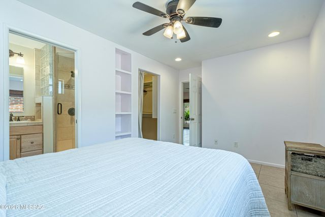 3524 E Calle Alarcon, Tucson, AZ 85716