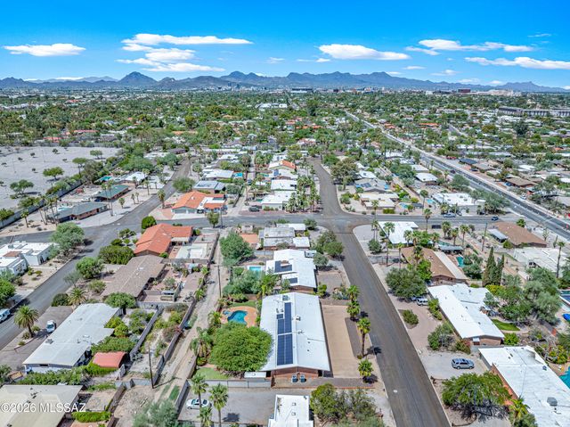 3524 E Calle Alarcon, Tucson, AZ 85716