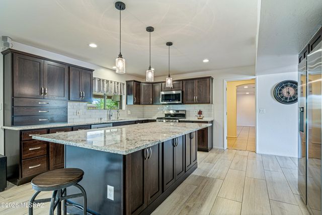3524 E Calle Alarcon, Tucson, AZ 85716