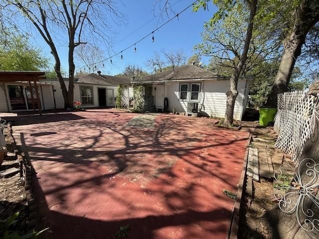 1415 Edgewood Drive, Richmond, TX 77406