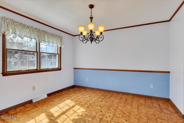 21 Frances Lane, Bethlehem, NY 12203
