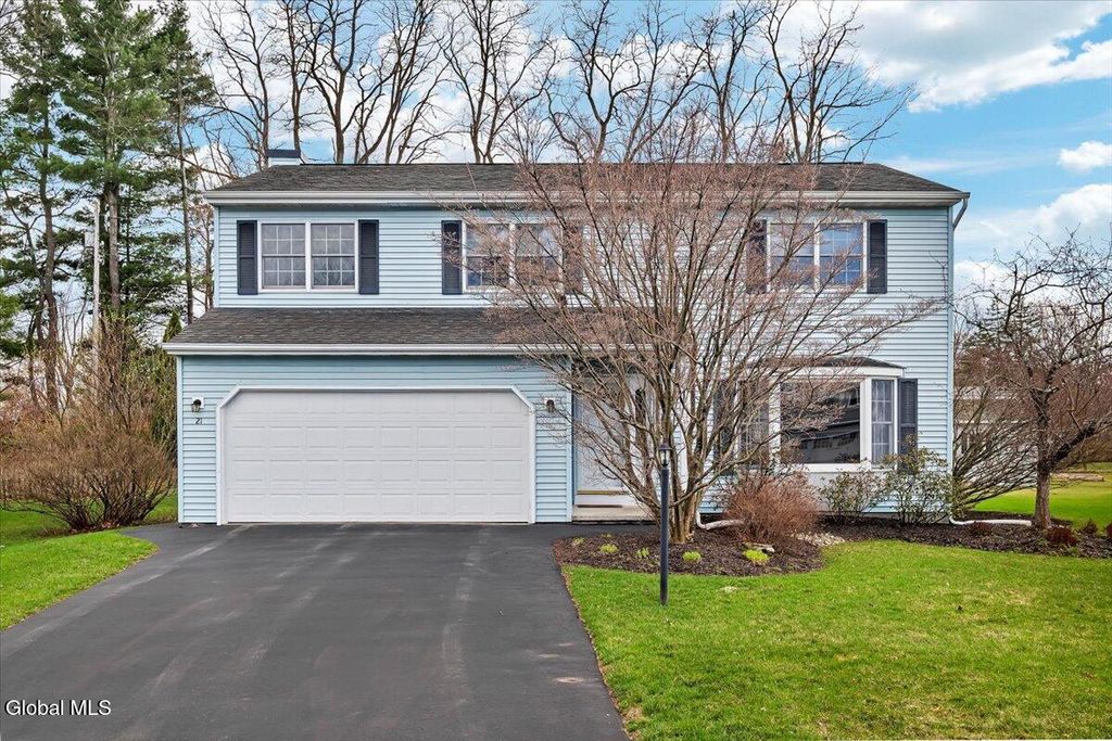 21 Frances Lane, Bethlehem, NY 12203
