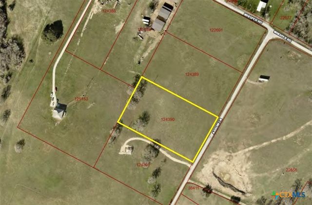 439 Arrow Lane, Luling, TX 78648