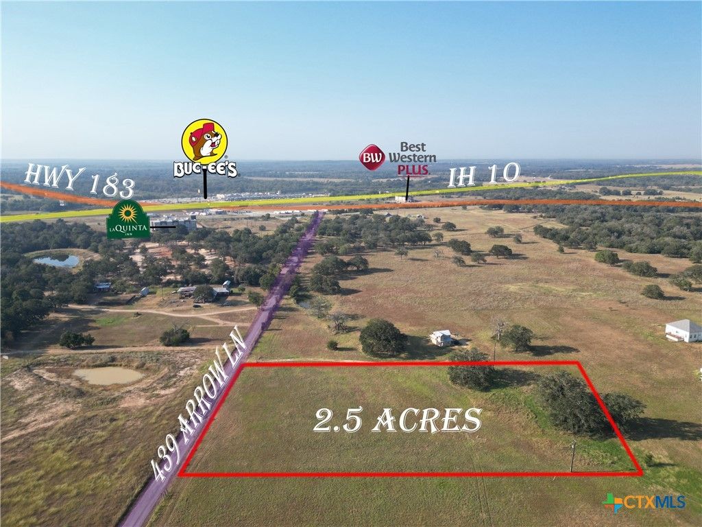 439 Arrow Lane, Luling, TX 78648