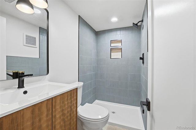 5701 W 35th Avenue, Denver, CO 80212