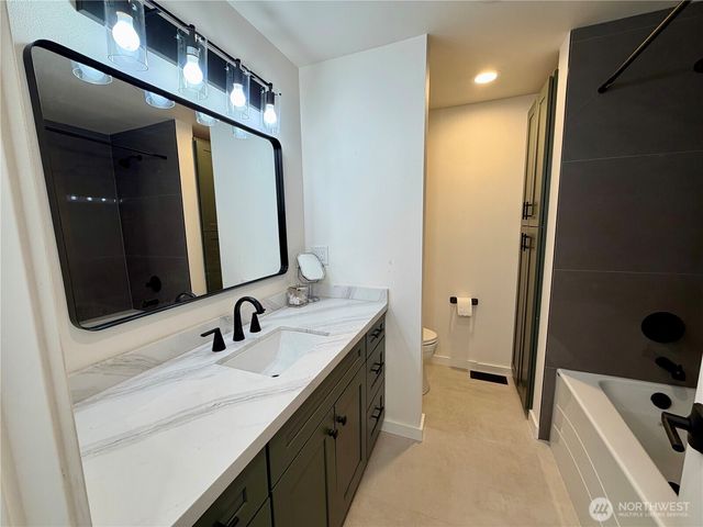 432 8th Street, Blaine, WA 98230