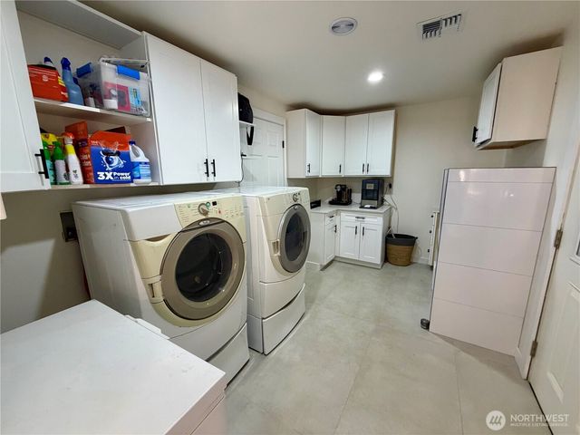 432 8th Street, Blaine, WA 98230