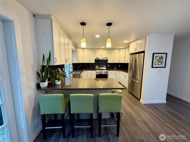 432 8th Street, Blaine, WA 98230