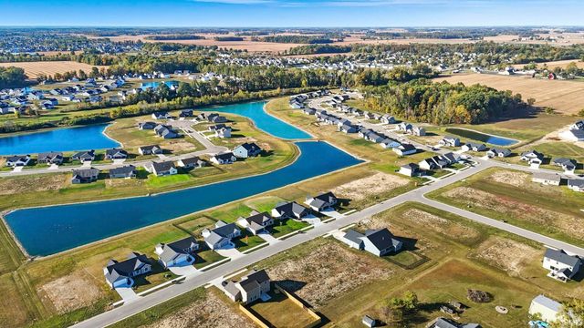 14111 Ascari Cove, Fort Wayne, IN 46818