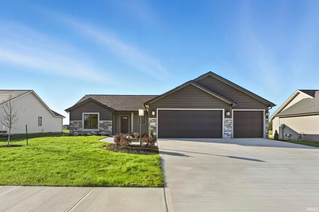 14111 Ascari Cove, Fort Wayne, IN 46818