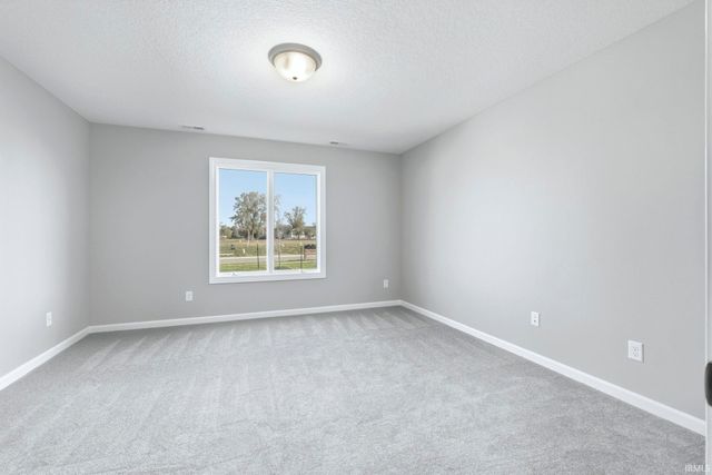 14111 Ascari Cove, Fort Wayne, IN 46818
