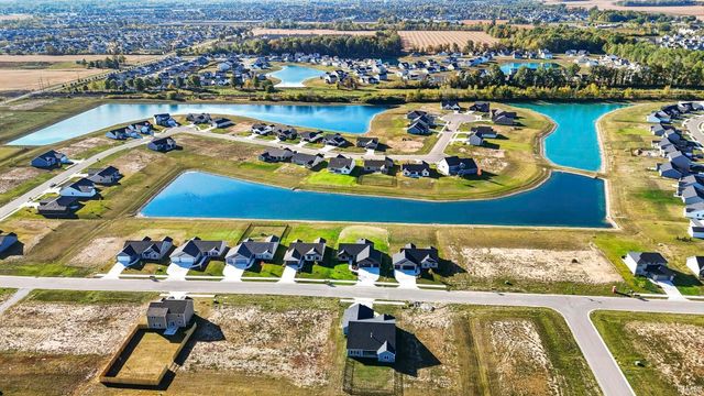 14111 Ascari Cove, Fort Wayne, IN 46818