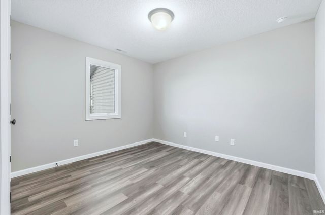 14111 Ascari Cove, Fort Wayne, IN 46818