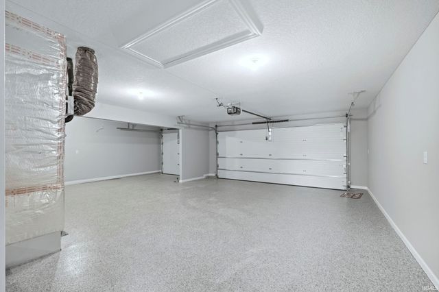 14111 Ascari Cove, Fort Wayne, IN 46818