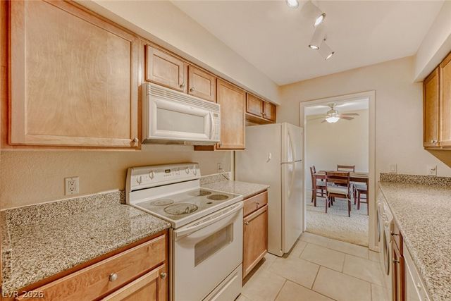 668 Oakmont Avenue 1706, Las Vegas, NV 89109