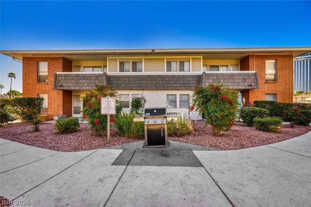 668 Oakmont Avenue 1706, Las Vegas, NV 89109