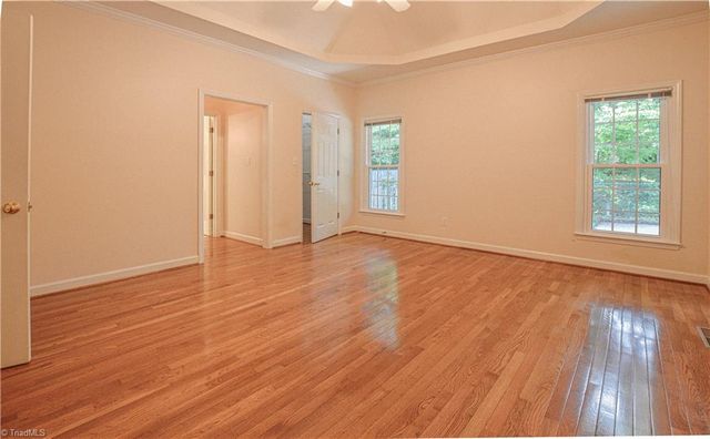 6880 Greenbrook Drive, Clemmons, NC 27012