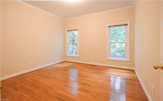 6880 Greenbrook Drive, Clemmons, NC 27012