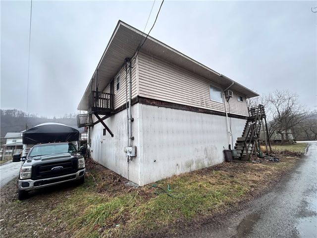 540 Center St, Clarksville, PA 15322