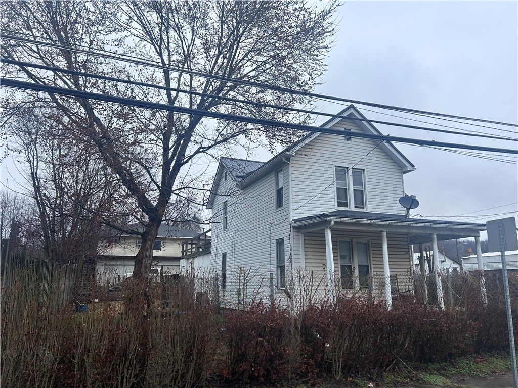 540 Center St, Clarksville, PA 15322