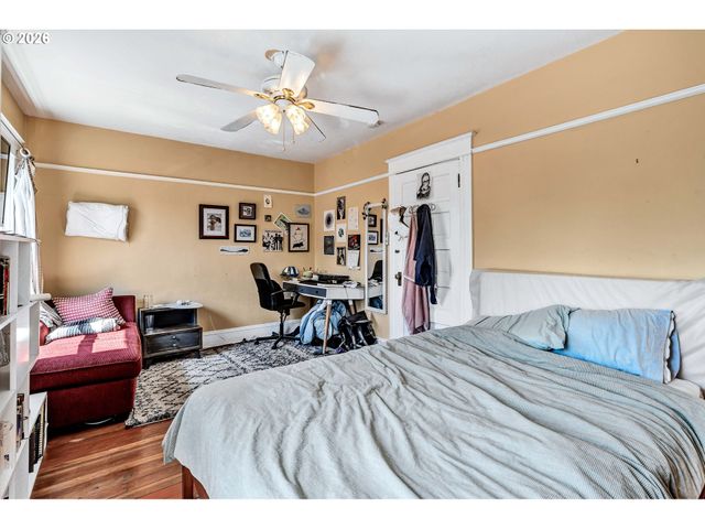 1815 Se ALDER St, Portland, OR 97214