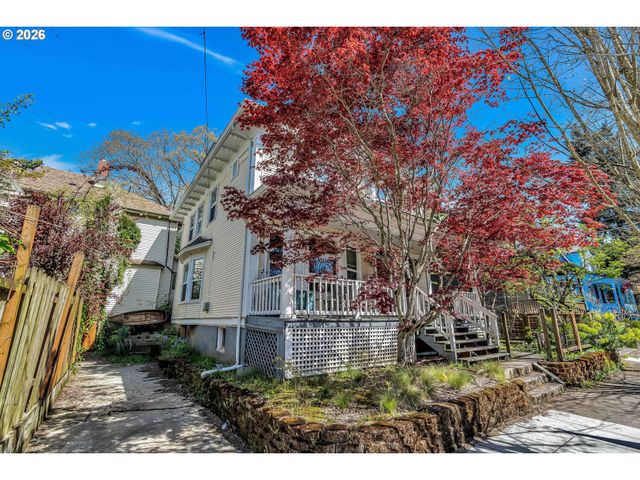 1815 Se ALDER St, Portland, OR 97214