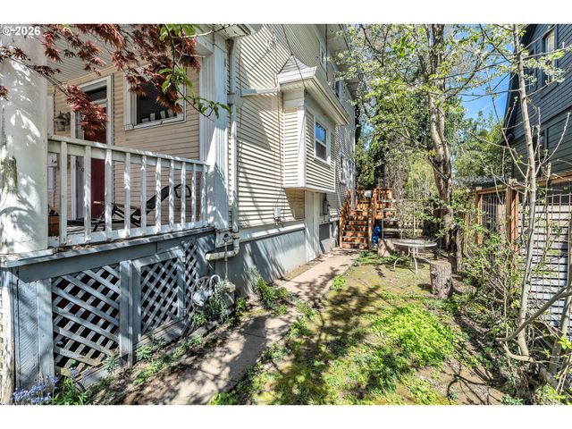 1815 Se ALDER St, Portland, OR 97214