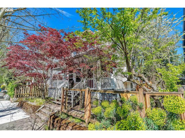 1815 Se ALDER St, Portland, OR 97214