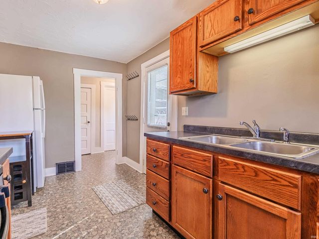 655 Irene Avenue, Fort Wayne, IN 46808