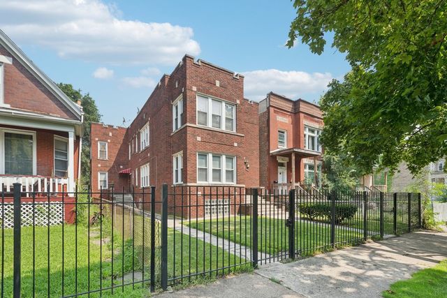 7111 S Emerald Avenue, Chicago, IL 60621