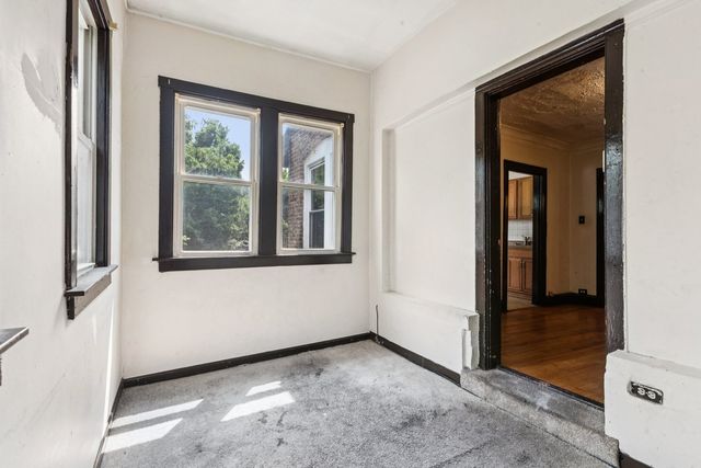 7111 S Emerald Avenue, Chicago, IL 60621